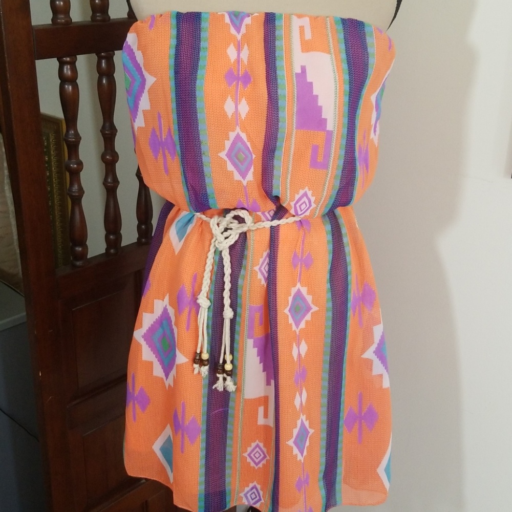 Marianne Strapless Geometric Pattern Summer Dress. L fits also M